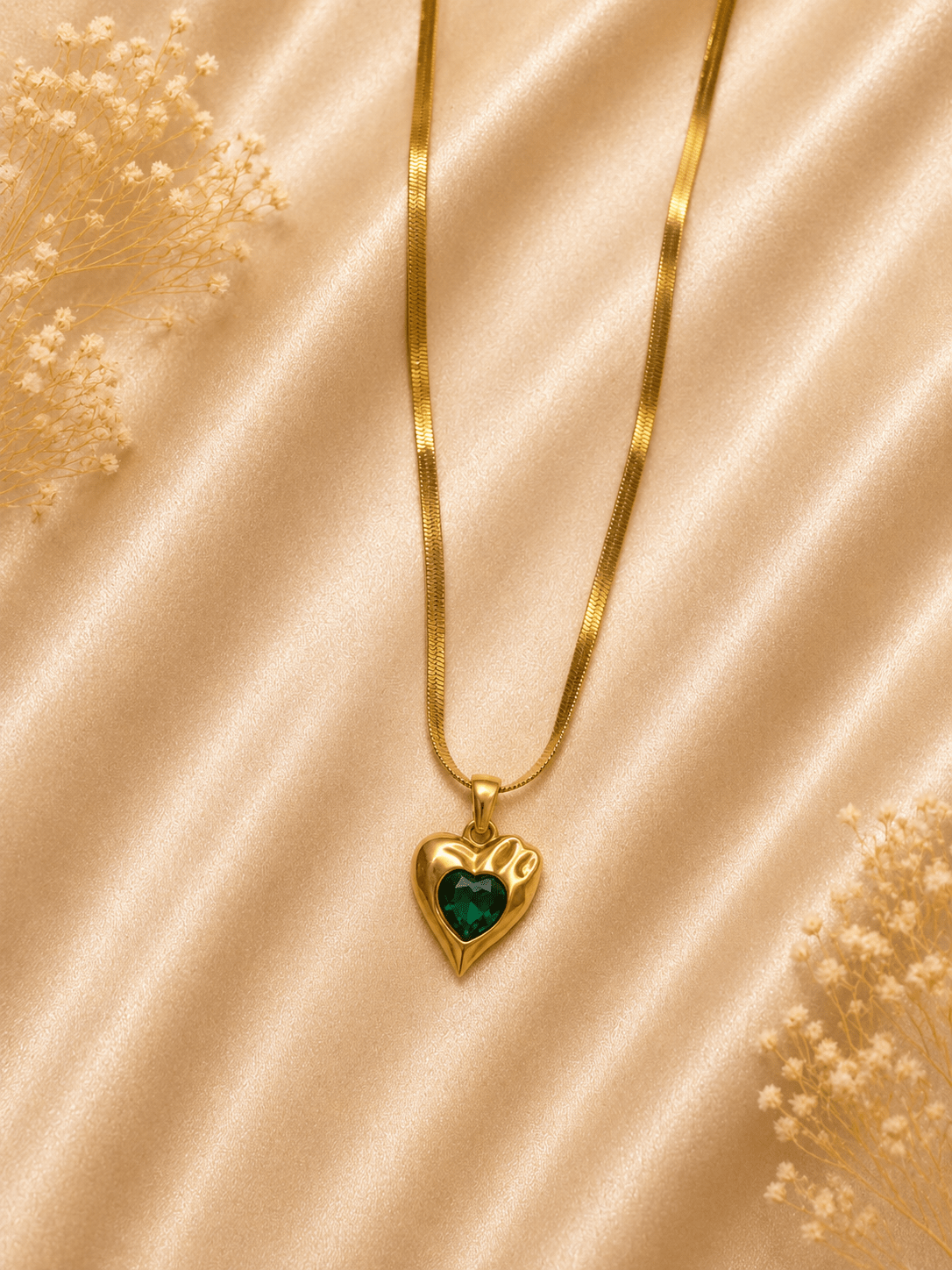 Gold Heart Emerald Crystal Pendant Necklace - violinas